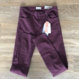 Zara Kids NWT Boy’s burgundy skinny jeans 11/2